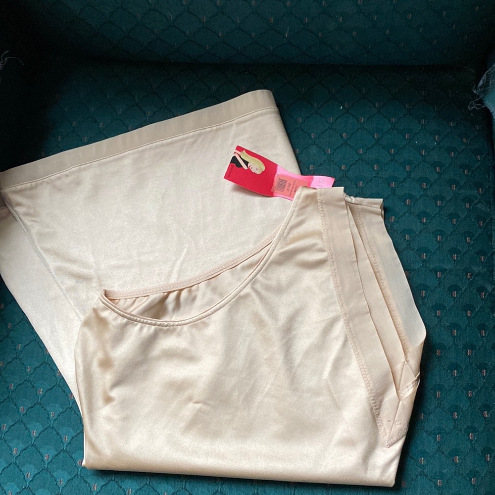 SPANX 3X v-neck nude camisole, new